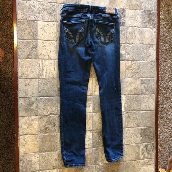 Hollister Jeans - Picture 2 of 3